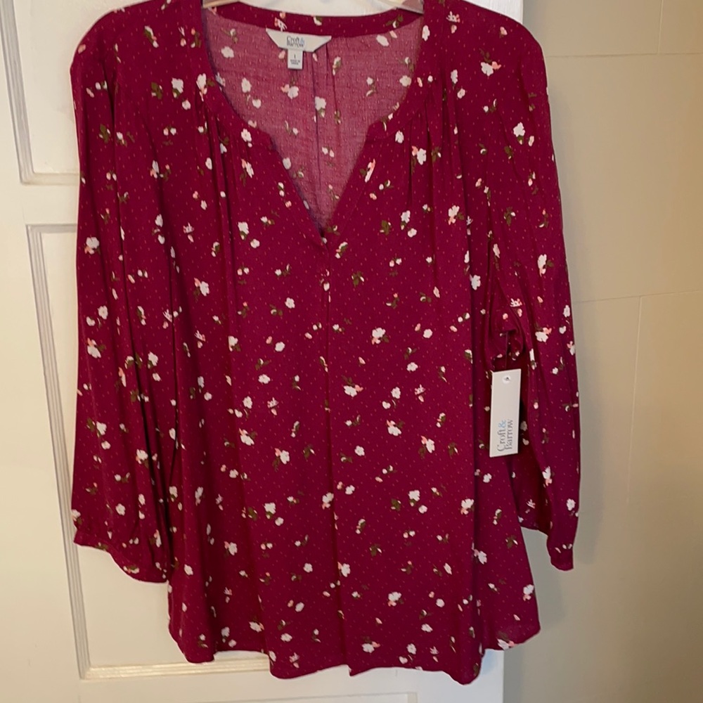 NWT Croft & Barrow split neck tunic top, 3/4 sleeve, Sz L, wine floral